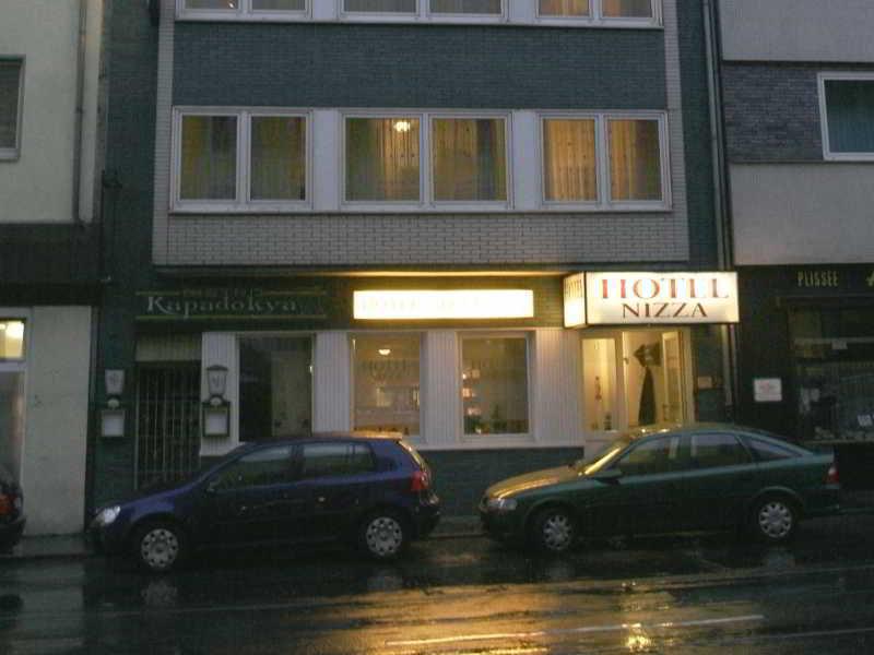 Hotel Paris Dusseldorf Exterior photo